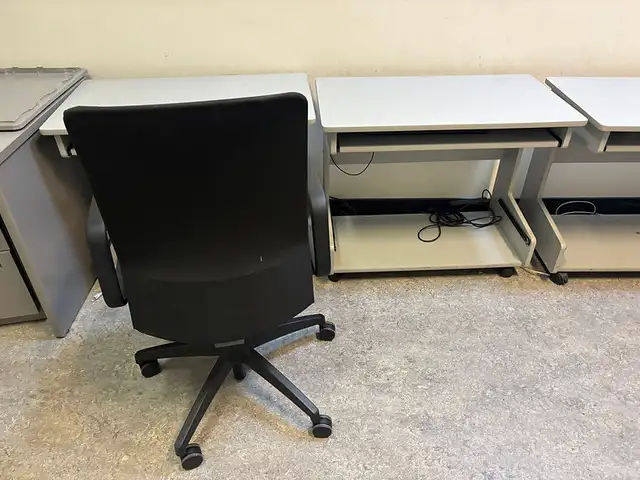 AllSteel Scout Ergonomic Office Chair! - Photo 5