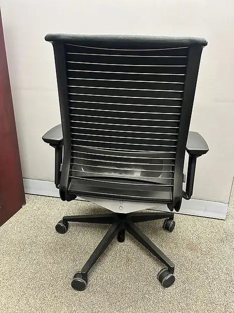 Steelcase Think V1 Chair! - Photo 6