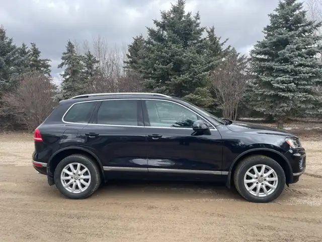 2015 VW Diesel Touareg - Photo 5