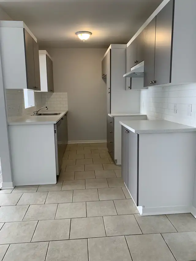 logement 41/2 à louer Lavaltrie - Photo 3