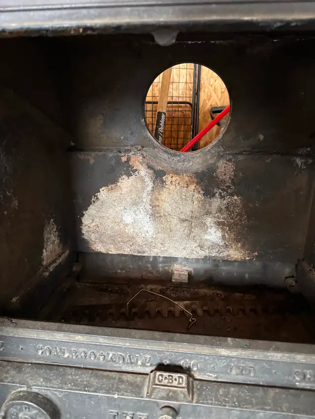 Cast-iron fireplace with stove topfor sale - Photo 3