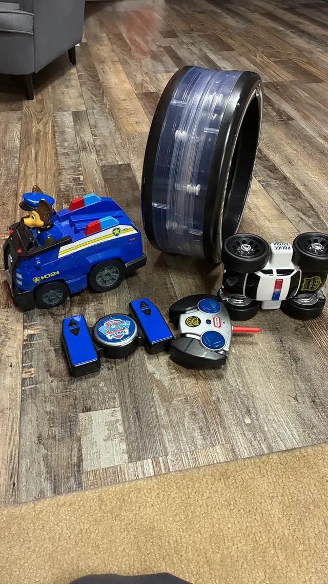 Remote control cars - Photo 3