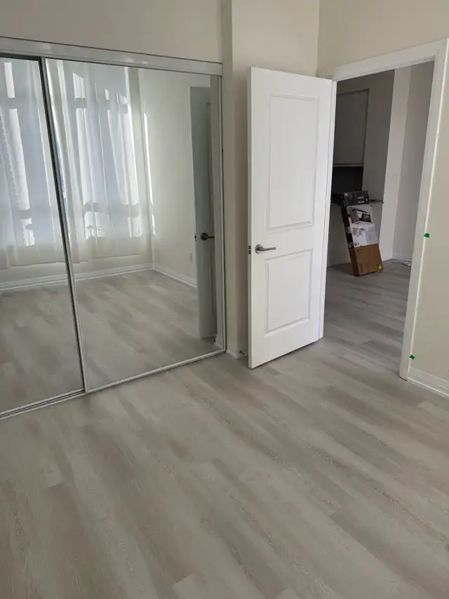 Condo Pinnacle East 1 Bed & Den Warden/Sheppard - Photo 6