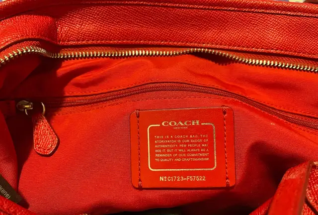 Coach Handbag - Photo 3
