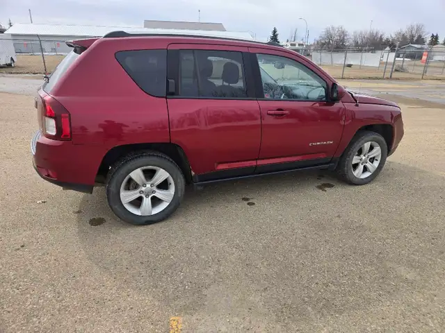 2015 Jeep Compass High Alltitude - Photo 4