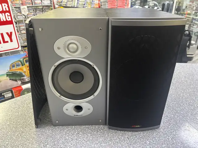 Polk Audio  RTI6 Bookshelf Speakers