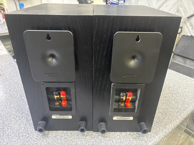 Polk Audio  RTI6 Bookshelf Speakers - Photo 2