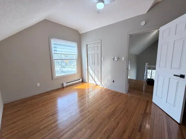 Upper Apartment in Duplex for Rent - Photo 5