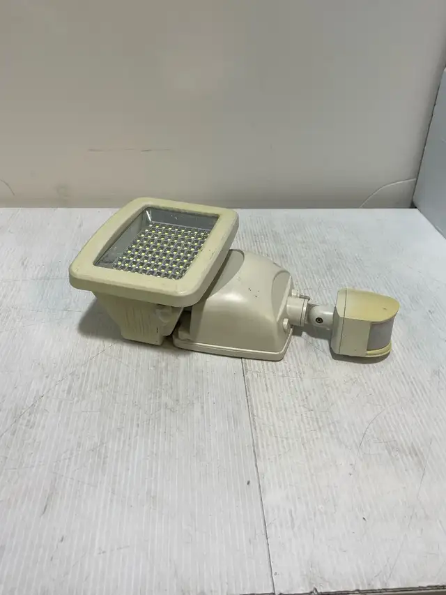 Solar Security Light - Photo 5