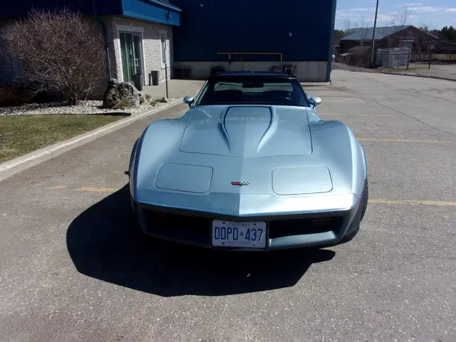 1982 Corvette All Original Rare Two Tone Blue 48,254 km - Photo 2