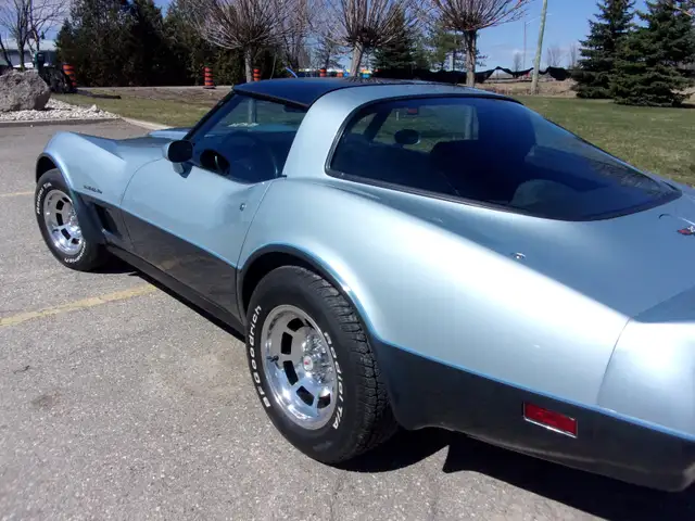 1982 Corvette All Original Rare Two Tone Blue 48,254 km - Photo 8