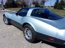 1982 Corvette All Original Rare Two Tone Blue 48,254 km - Photo 8