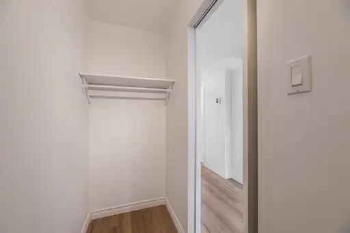 3 1/2 semi-meublé, près du centre d'achat et autoroute 20 - Photo 4