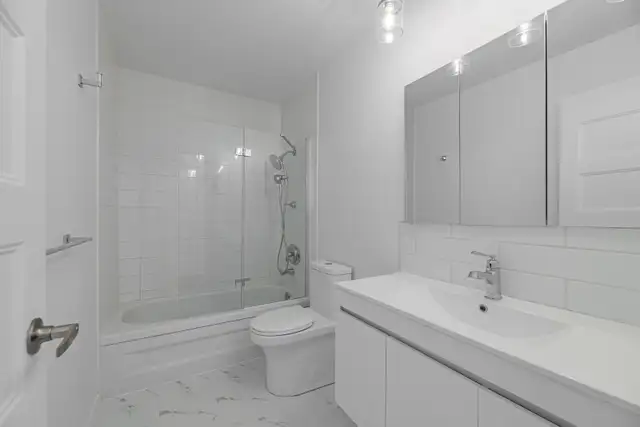 3 1/2 semi-meublé, près du centre d'achat et autoroute 20 - Photo 5