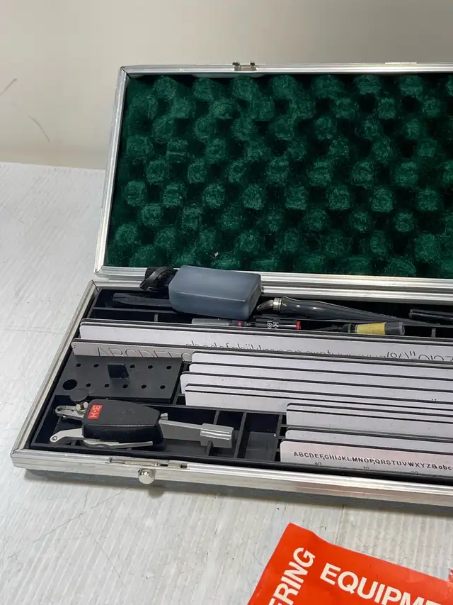 Keuffel Esser Lettering Set - Photo 3