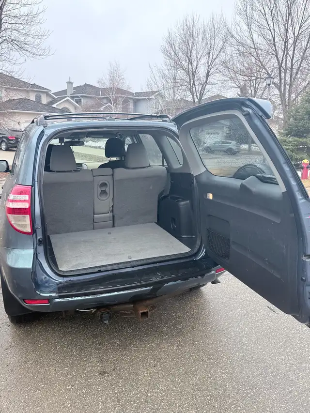 Toyota RAV4 - Photo 3