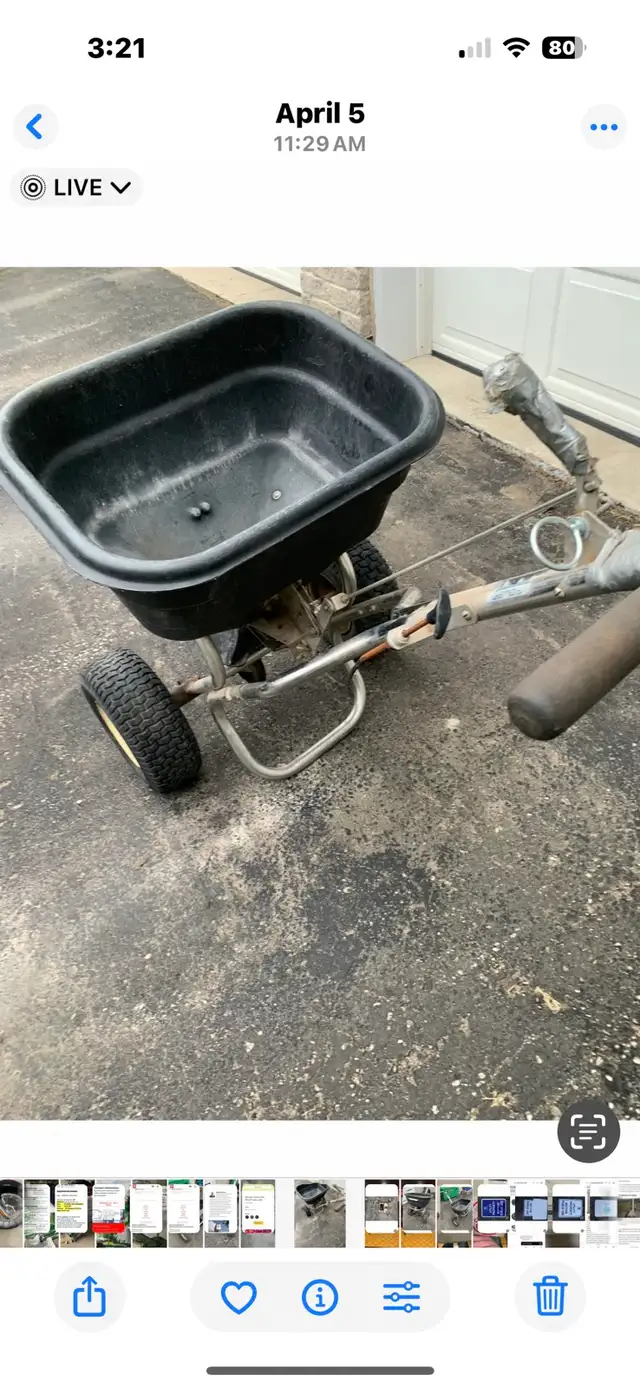 Spyker Fertilizer Spreader - Photo 2