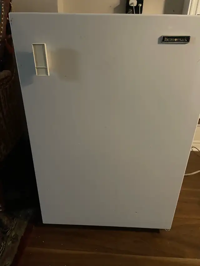 apartment freezer - Photo 2