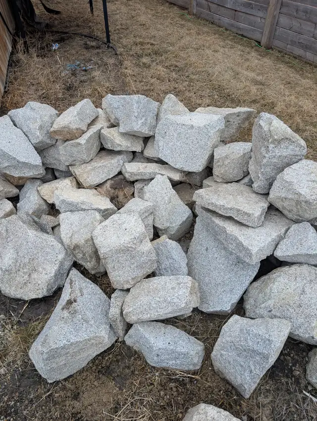 Salt and pepper granite: assorted size pieces - Photo 7