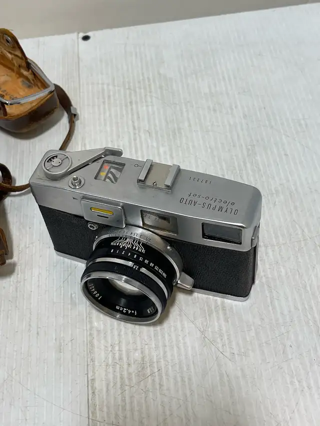 Olympus Auto Camera - Photo 4