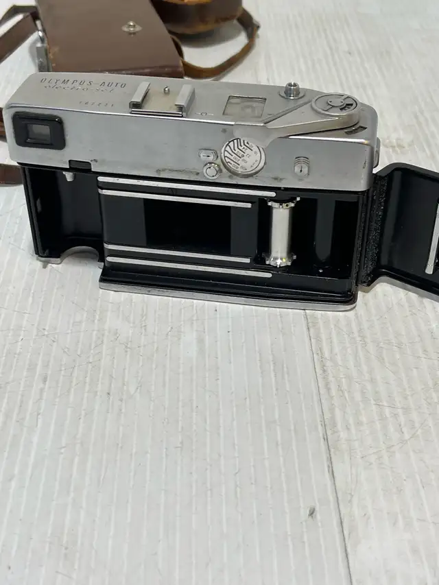 Olympus Auto Camera - Photo 5