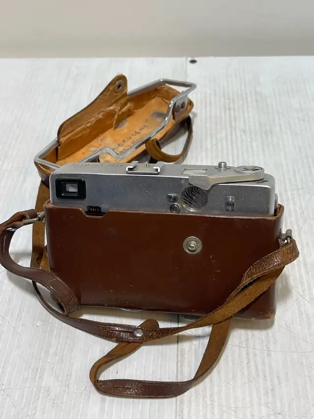 Olympus Auto Camera - Photo 10