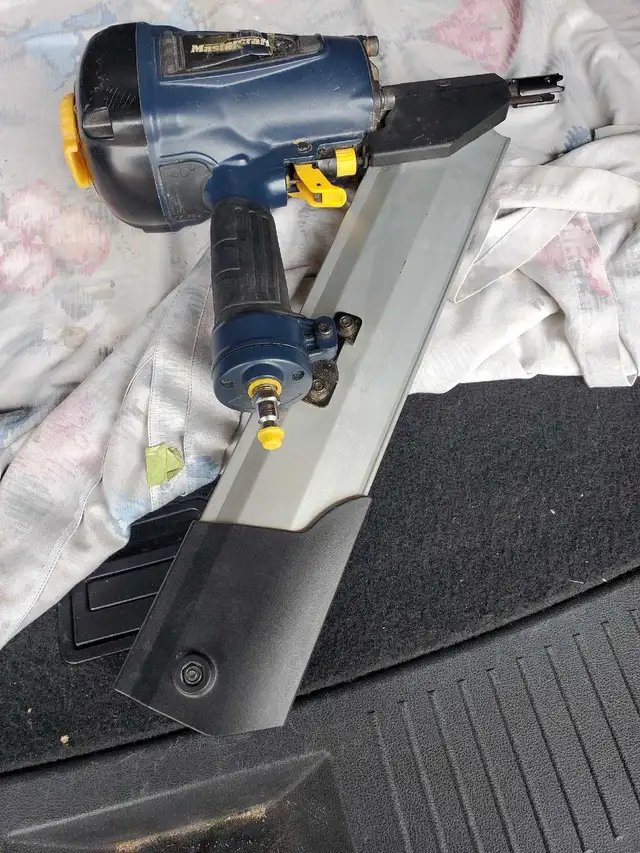 Mastercraft air nailer - Photo 2