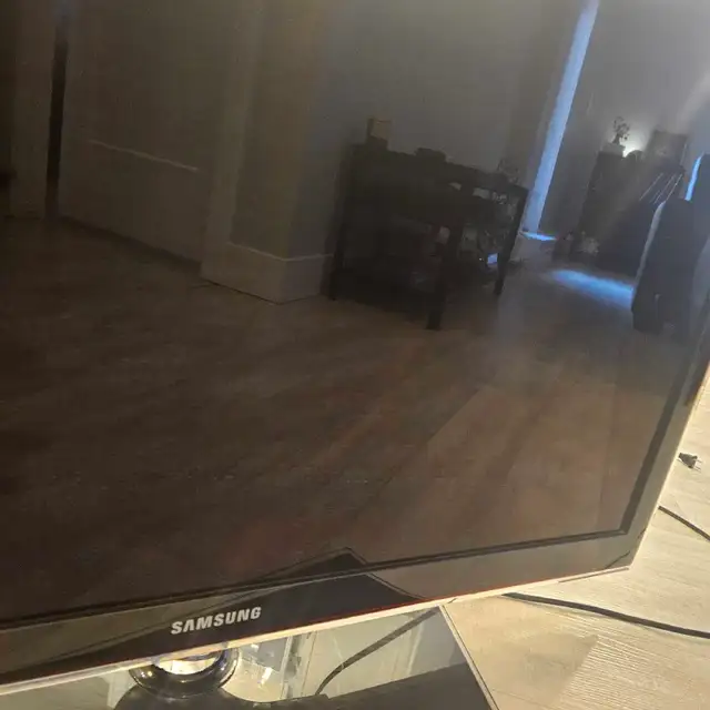 Samsung 40' 1080p LCD tv - Photo 5