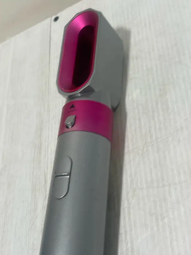 Dyson Airwrap dryer - Photo 5