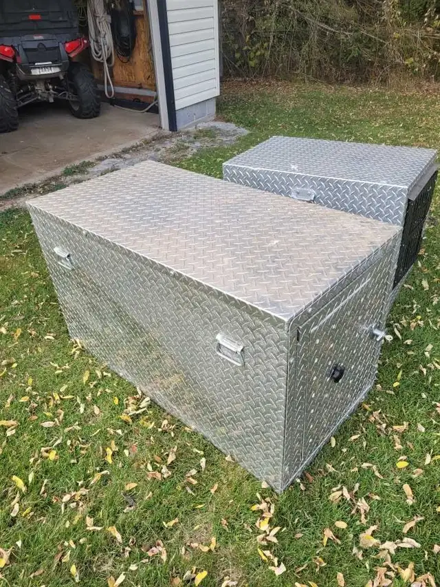 Dog box carrier-used - Photo 2