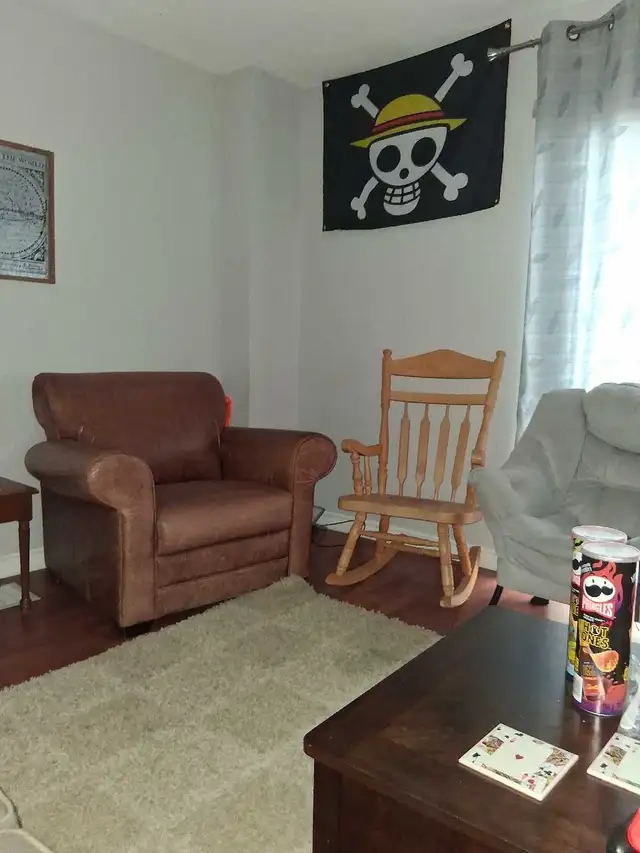 Room for rent - Photo 3