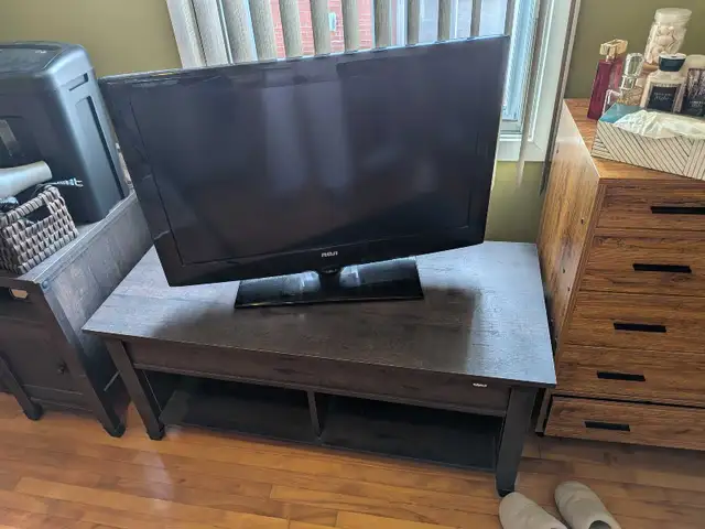 Used Black TV