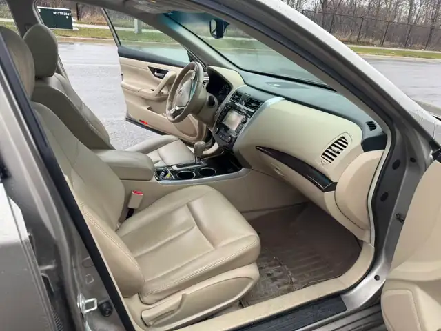 2013 Nissan Altima SL - Photo 10