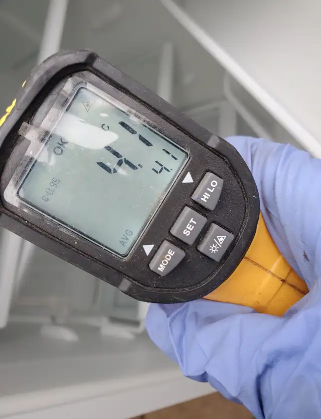 Kenmore Mid Size Fridge - Very good condition, Clean, cold - Photo 3