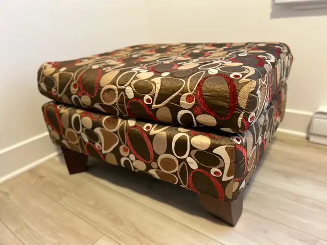 Ottomane - Pouf pour les pieds, meuble