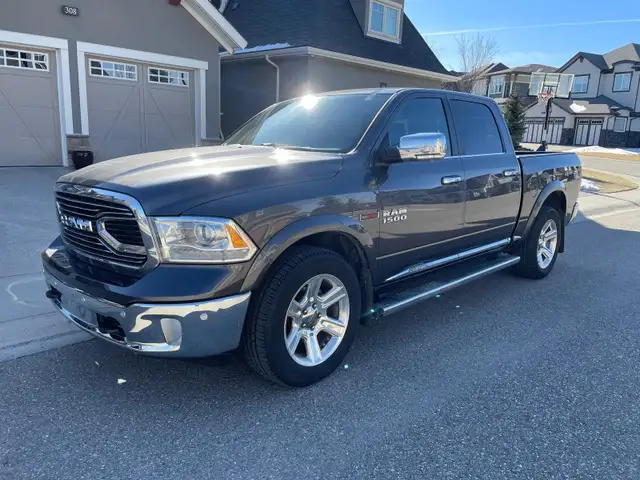 2016 RAM LIMITED LONGHORN ECO DIESEL - ONE OWNER