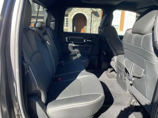 2016 RAM LIMITED LONGHORN ECO DIESEL - ONE OWNER - Photo 5