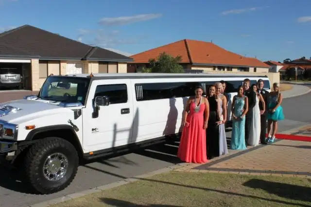 $299-PROM LIMOS-PROM LIMOUSINE WEDDING LIMO NIAGARA LIMOUSINE - Photo 5