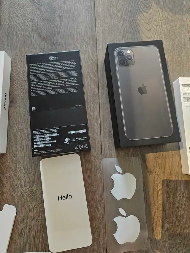 empty Iphone boxes and manuals - Photo 4