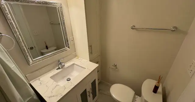 2 BDR. Legal BSMT APT – Bright, Spacious & Private! ☀️ - Photo 8