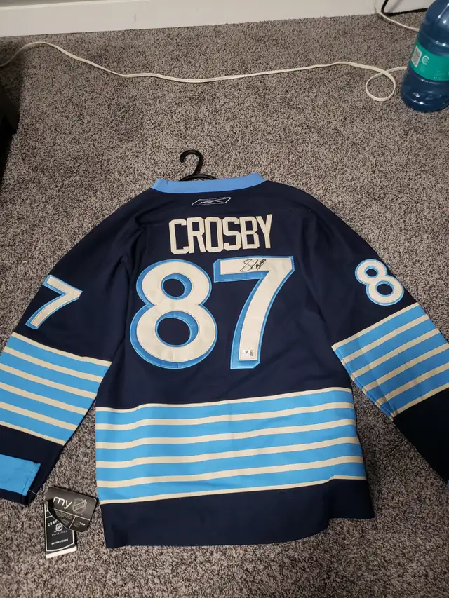 Autographed Sydney Crosby winter classic jersey