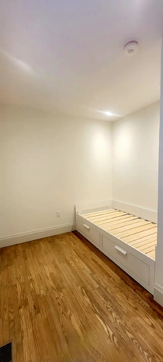 ✨FOR RENT -  1 Private Room   Bathroom Etobicoke - Photo 2