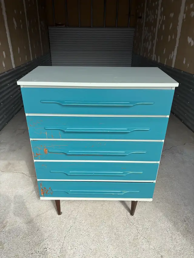 Free delivery Used 20th century Teal 5-Drawer Dresser - Photo 2