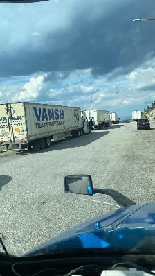 Looking Compny  driver position