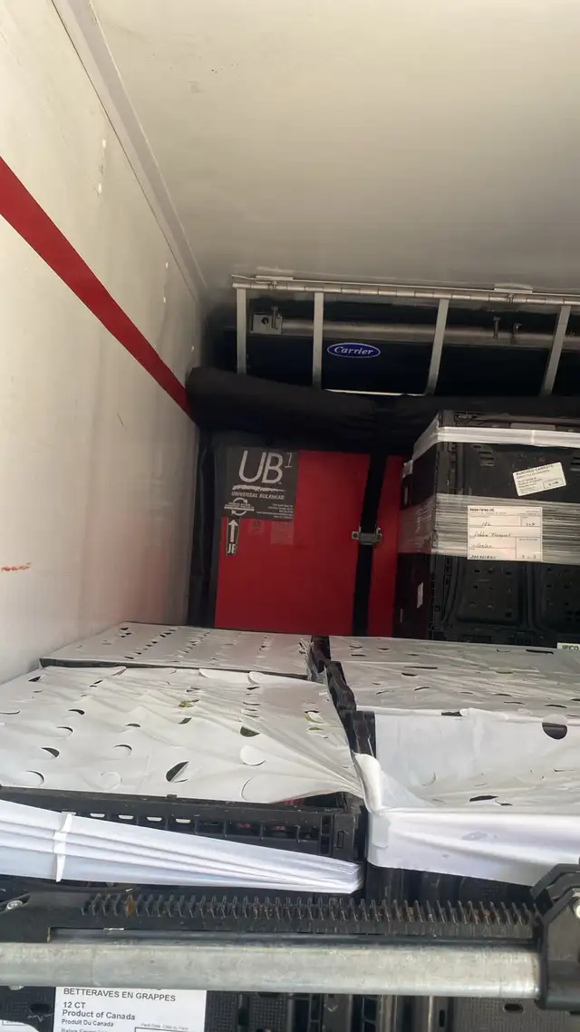 Looking Compny  driver position - Photo 2