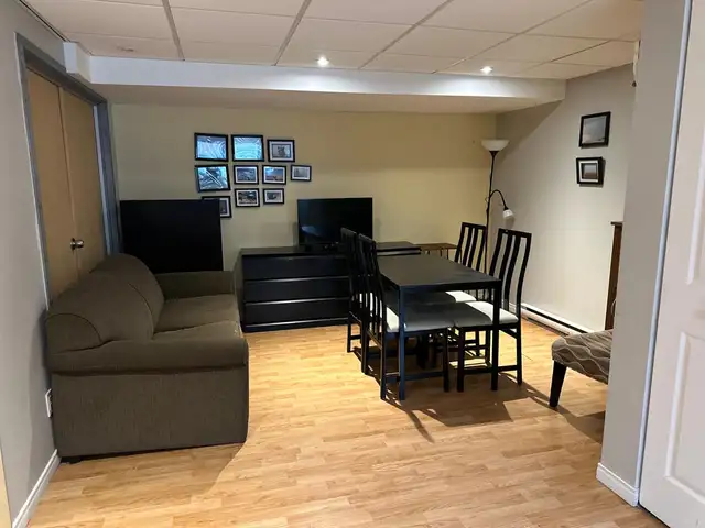 Une Chambre à louer dans un 4 et 1/2 - Photo 3