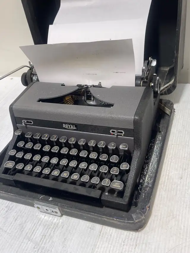 Royal Typewriter