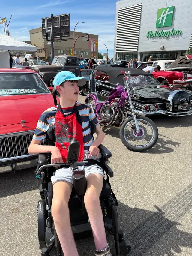 Part time caregiver - Photo 3