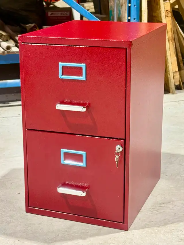Metal Letter-Sized Filing Cabinet (Fire Engine Red Color. w Key)
