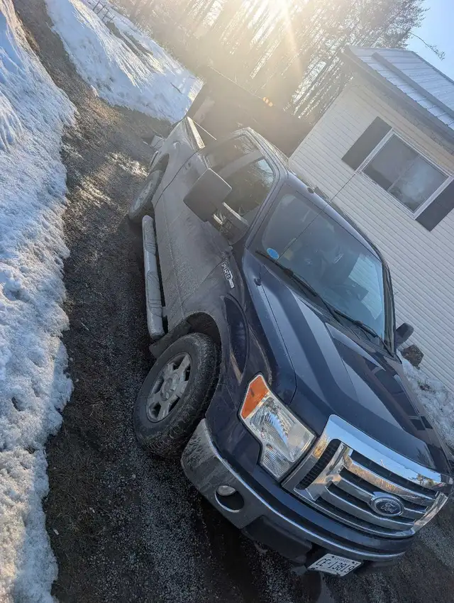 2010 Ford f150 xlt - Photo 2